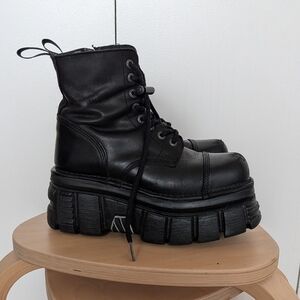 New Rock Black Platform Combat Boots